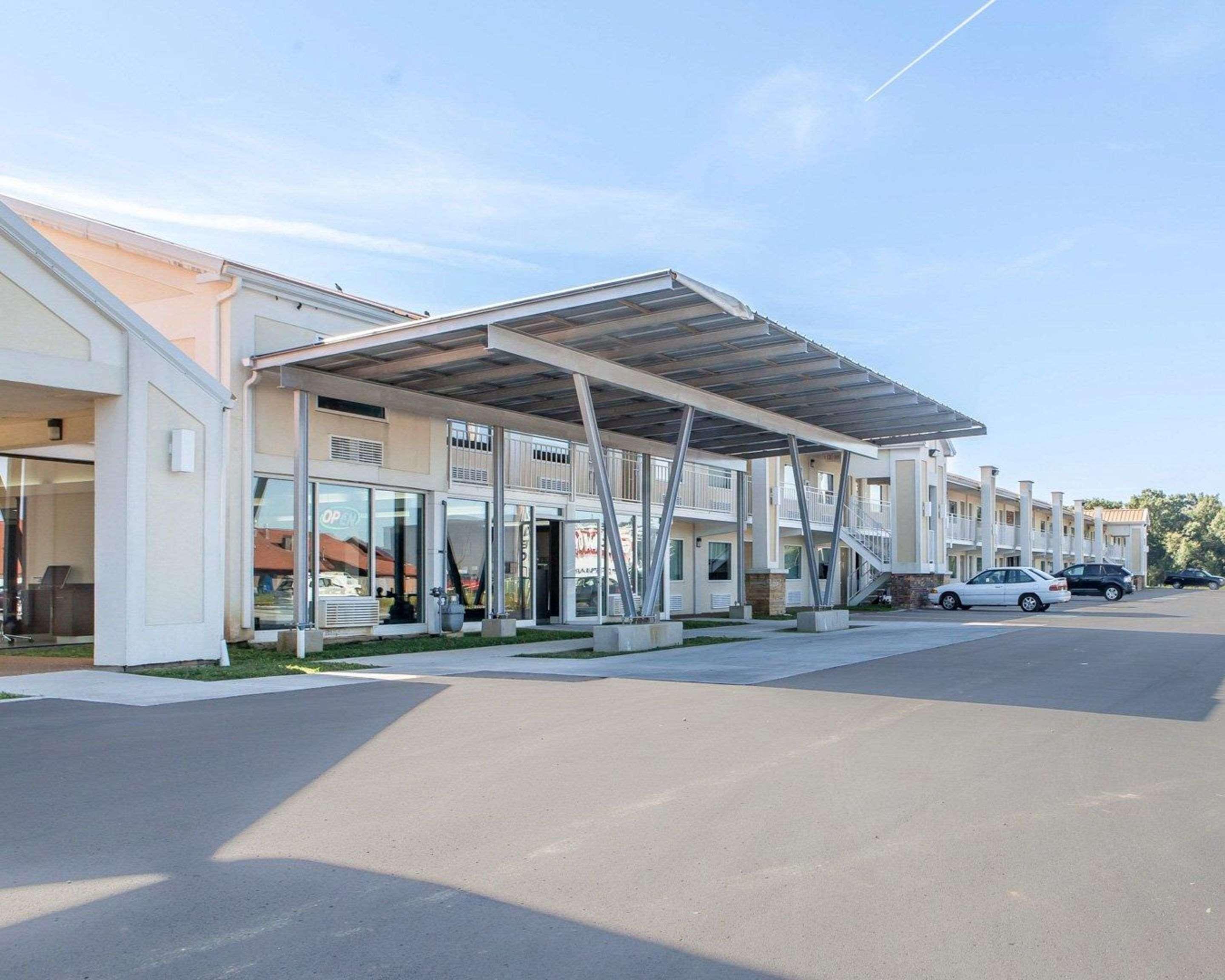 Jasper Quality Inn & Suites מראה חיצוני תמונה