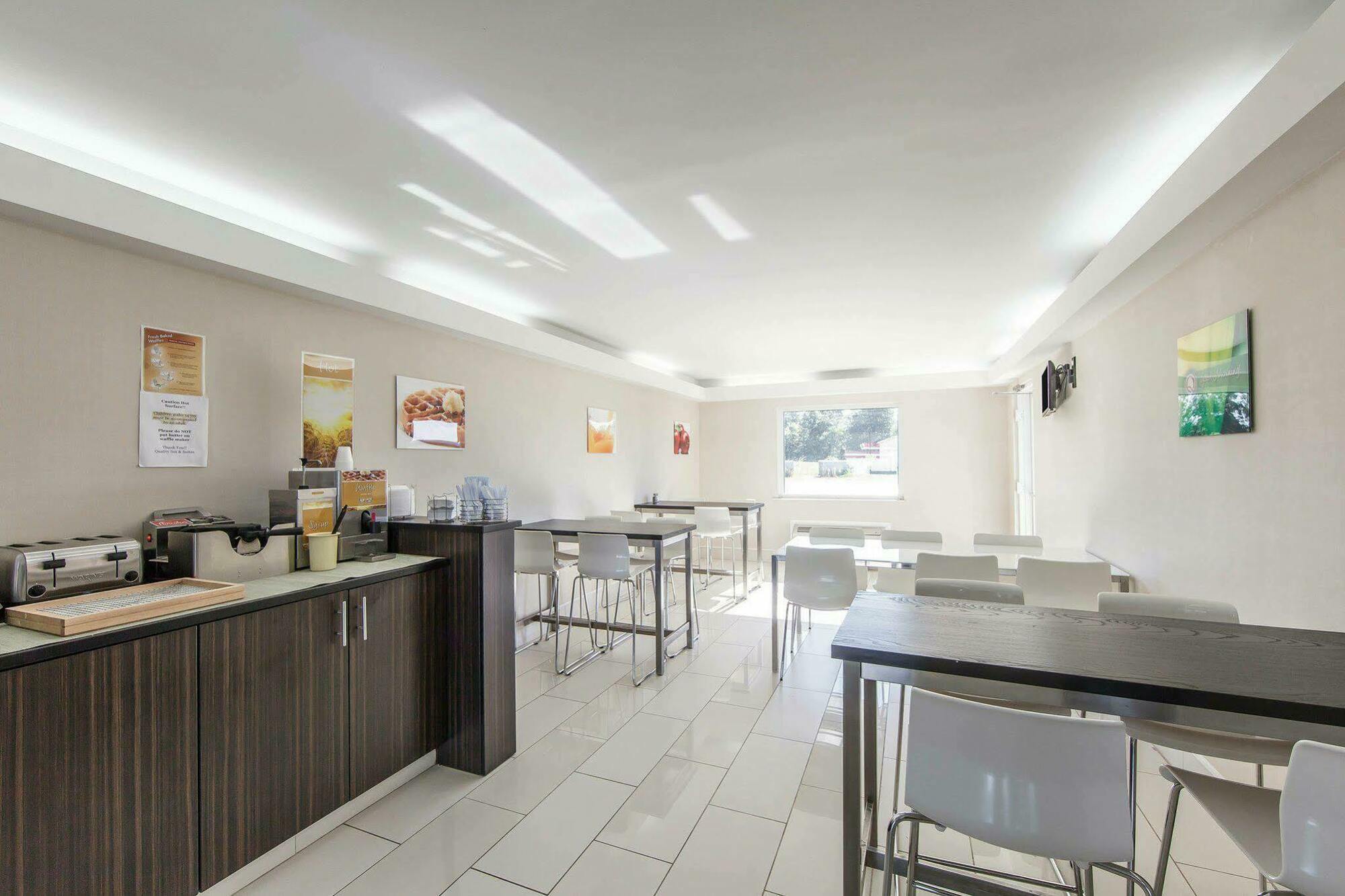 Jasper Quality Inn & Suites מראה חיצוני תמונה